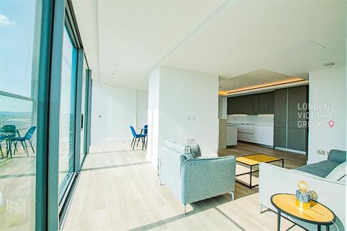 2 bed property in Carrara Tower, 1 Bollinder Place, London